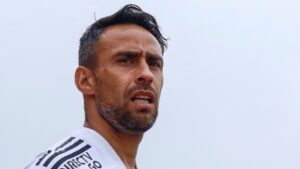 Qué habría llevado a Jorge Valdivia a ser internado en una unidad psiquiátrica