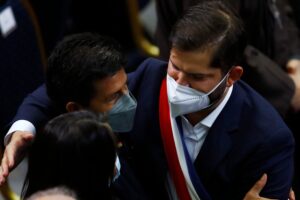 Congreso peruano autoriza viaje de Pedro Castillo a Chile