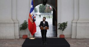 Jefe de avanzada y producción de La Moneda deja su puesto tras serie de errores en salidas a terreno de Boric