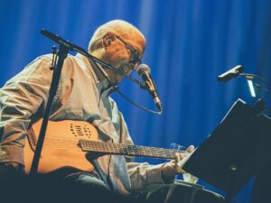 Muere Pablo Milanés, el cantante cubano que se atrevió a romper con la dictadura cubana