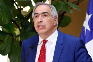 Chahuán recurre al triunfo de Arabia Saudita sobre Argentina para abrir opción de acuerdo constituyente