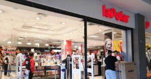 La Polar y acusaciones de venta de ropa falsificada: 