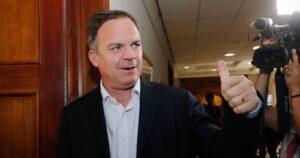 Senador Matías Walker pide cónclave para definir acuerdo constitucional