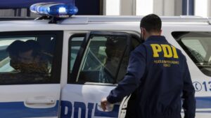 Joven de 19 años fue baleado y lo dejaron tirado afuera de un hospital en Coronel