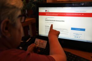 Estudio técnico de la economista Gabriela Clivio plantea reparos a la reforma previsional de Boric