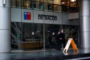Isapres: portal de la Superintendencia presenta problemas en el último día para reclamar por alza de planes