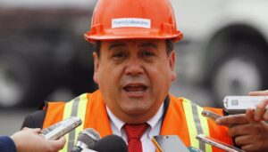 Boric nombra a ex gobernador de San Antonio como nuevo director del Registro Civil