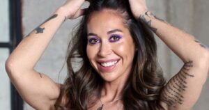 Vale Roth confirma su embarazo:
