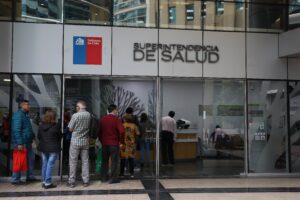 Superintendente de Salud descarta salvataje para las isapres tras fallo de la Corte Suprema