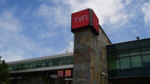 Histórico periodista de TVN fue despedido después de 14 años