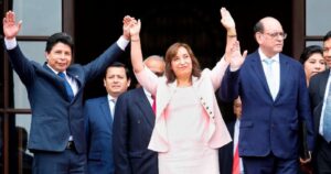 Quién es Dina Boluarte, la mujer que reemplazará al destituido Pedro Castillo