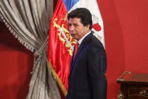 Chile lamenta crisis en Perú y llama a resolverla 
