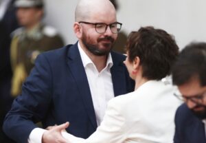 Los mensajes y nexos políticos que complican a Tohá y Jackson en las denuncias de la ex seremi Patricia Hidalgo