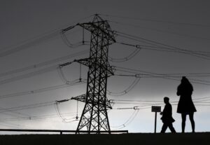 Enel Chile concreta venta de su negocio de transmisión eléctrica a Grupo Saesa