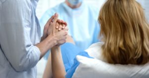 Acompañamiento familiar y salud mental en el parto