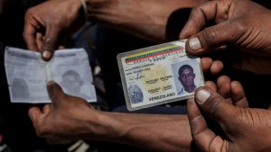 Oficialismo y oposición se enfrentan por la ley para expulsar extranjeros condenados por drogas