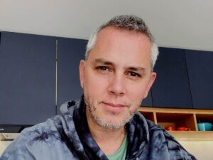 José Miguel Viñuela recordó lo ocurrido tras el episodio con el camarógrafo: 