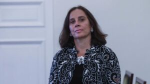 Gobierno reconoce dificultades para ayudar a los chilenos que quieren volver de Perú