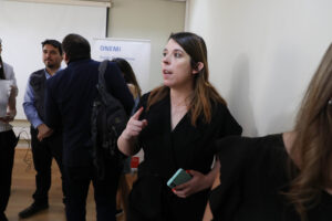 Diputados apuntan a la delegada Constanza Martínez por supuesta demora en decretar alerta de riesgo sanitario