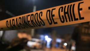 Insólito hecho en Puente Alto: mató a su tío y se quedó dormido junto al cadáver
