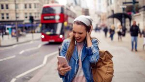 Santander y British Council ofrecen 100 becas para estudiar inglés en Reino Unido en 2023 de forma presencial