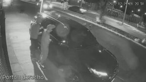 Carabinero (r) frustró el robo de su auto y disparó a delincuente en Maipú