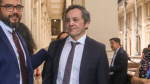Nueva baja: Cristián Vargas renunció a postulación para fiscal nacional