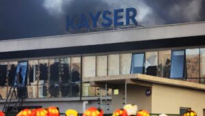Estallido social: Cámara constituye comisión investigadora por incendio en bodegas de Kayser