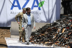 El último llamado del presidente Gabriel Boric a la ciudadanía tras la destrucción de 17.590 armas