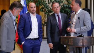 UDI y RN se restan de mesa de seguridad con el Gobierno tras indultos a presos del 18-O