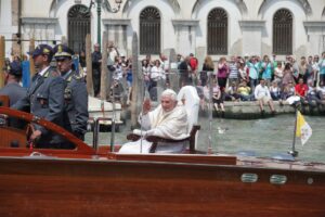 Desde Vladimir Putin a Emmanuel Macron: las reacciones tras el fallecimiento de Benedicto XVI