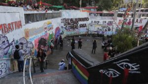 Cámara rechaza eventual uso de recursos públicos para construir hito por 18-O en Metro Baquedano