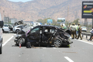 Cuatro fallecidos y diez vehículos involucrados en grave accidente en la ruta 68