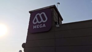 Chilevisión le siguió de cerca: Mega fue el canal de TV más visto en 2022