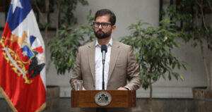 Boric responde a la Corte Suprema y afirma que indulto 