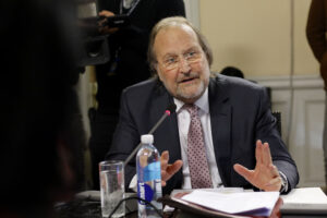 Defensor de Jorge Mateluna: