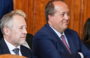 Las horas cruciales en que el Gobierno cambió a Juan Meléndez por Ángel Valencia para fiscal nacional