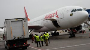 Colombia: encuentran dos cadáveres en avión Avianca proveniente de Chile