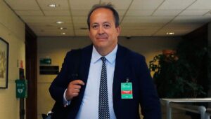 Comisión de Constitución del Senado: 