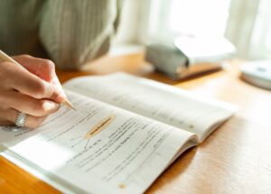 Carreras de Ingeniería Comercial, Química y Farmacia, y Derecho de la USS obtienen certificación de 6 años