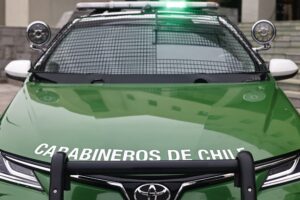 Tour delictual dejó tres detenidos: conductor sacó el auto de su abuela para delinquir