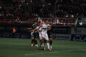 Tras críticas por altos precios: cuánto bajarán las entradas del partido entre Deportes Copiapó y Colo Colo