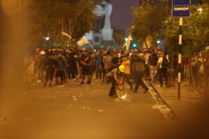 Suben a 60 los muertos por las protestas en Perú