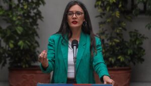 La Moneda anuncia proyecto para ir en ayuda de usuarios de Isapres en caso de quiebra