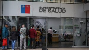 Corte Suprema acoge parcialmente aclaración de efectos de fallos por alzas de tabla de factores de Isapres