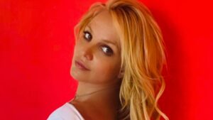 Britney Spears salió a pedir respeto a sus fans tras la sorpresiva llegada de la policía a su casa
