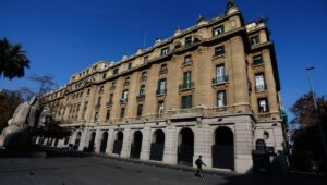 PDI desbarata red de explotación sexual en Portal Fernández Concha