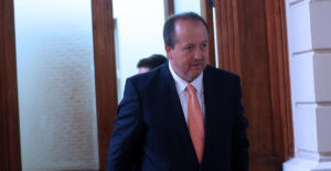 Fiscal nacional frena rumores sobre las maras en Chile: 