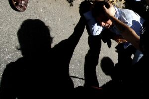 Legítima defensa en entredicho: ladrón quedó libre y dueño de casa que se defendió fue citado a declarar