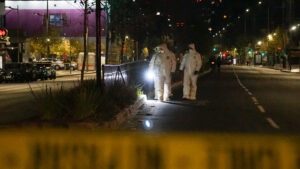 Carabineros realiza operativo por artefacto sospechoso frente a un hotel en Las Condes